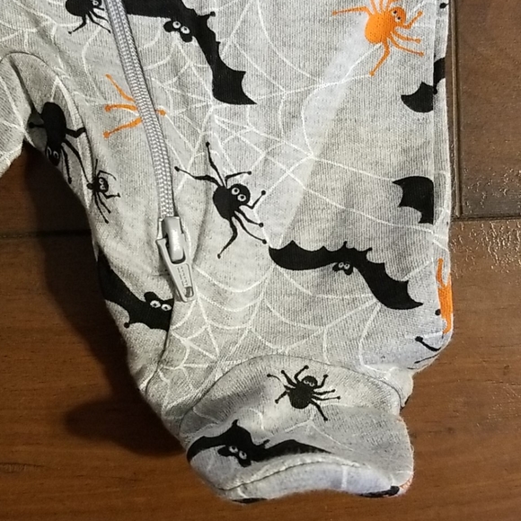 Halloween Baby Sleeper - Picture 3 of 8